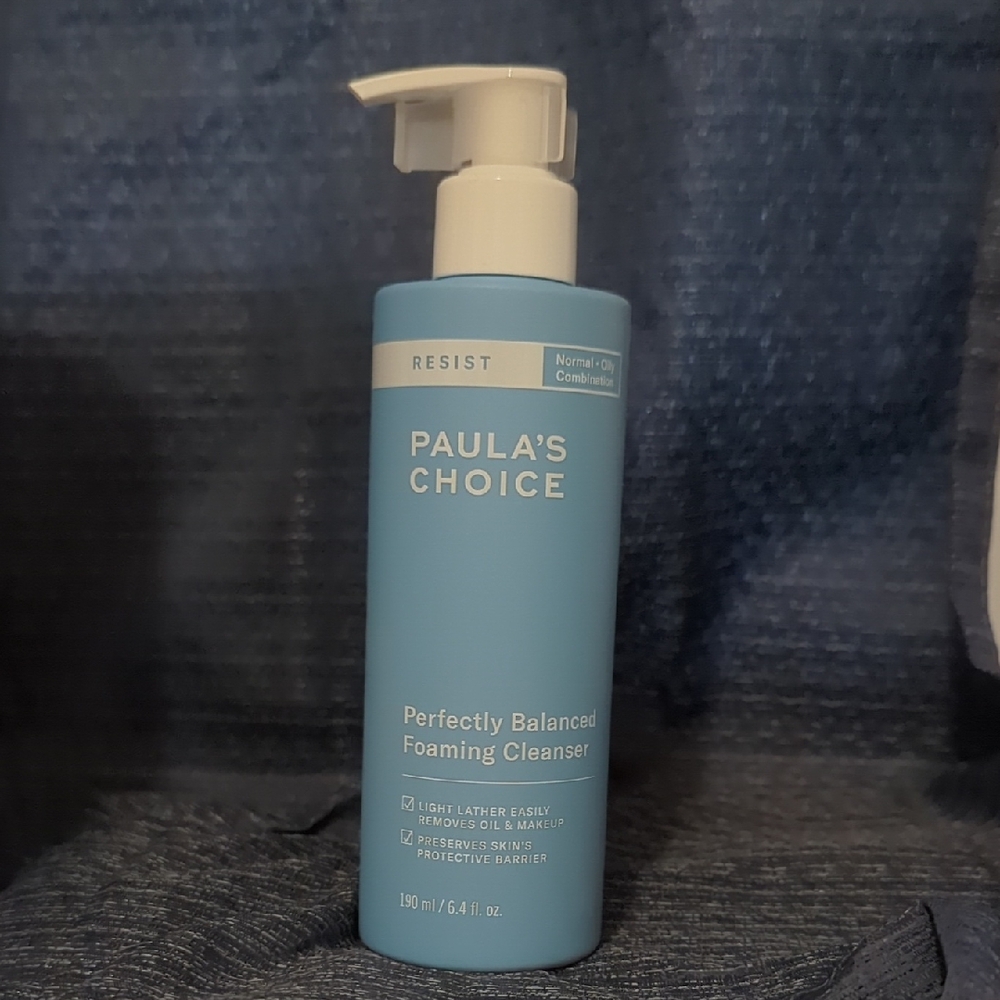 Paula's Choice Resist Blue Cleanser